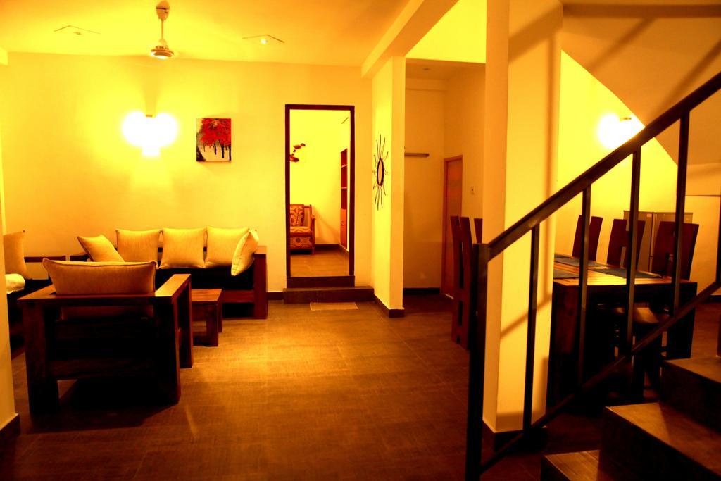 Oak Residencies Villa Kiribathgoda Bilik gambar