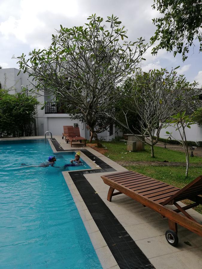 Oak Residencies Villa Kiribathgoda Luaran gambar
