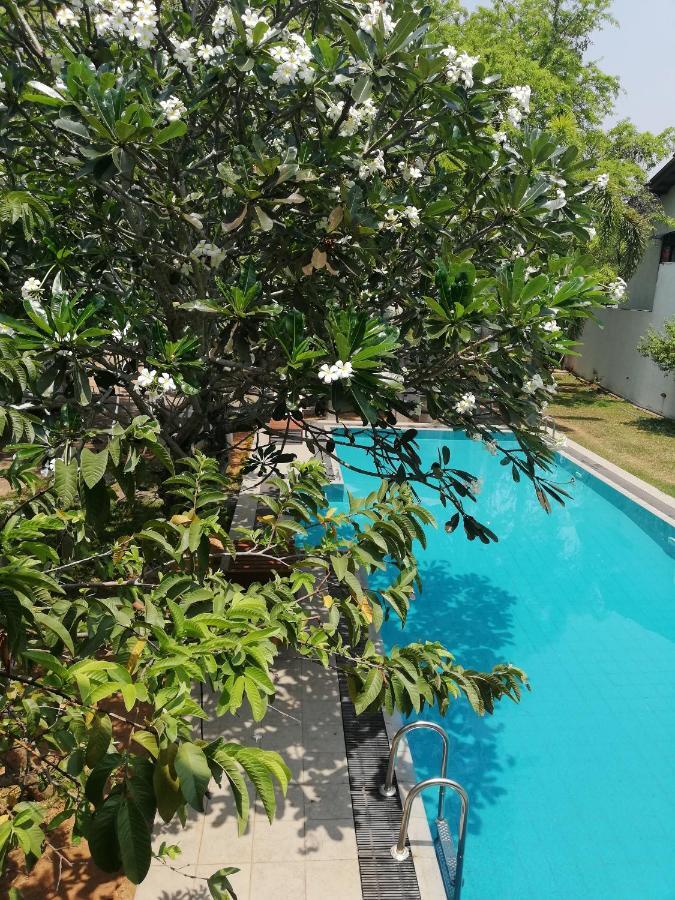 Oak Residencies Villa Kiribathgoda Luaran gambar